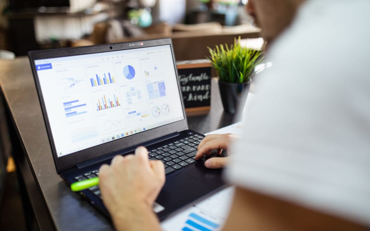 Financial Data Model: Structure, Standards and Implementation